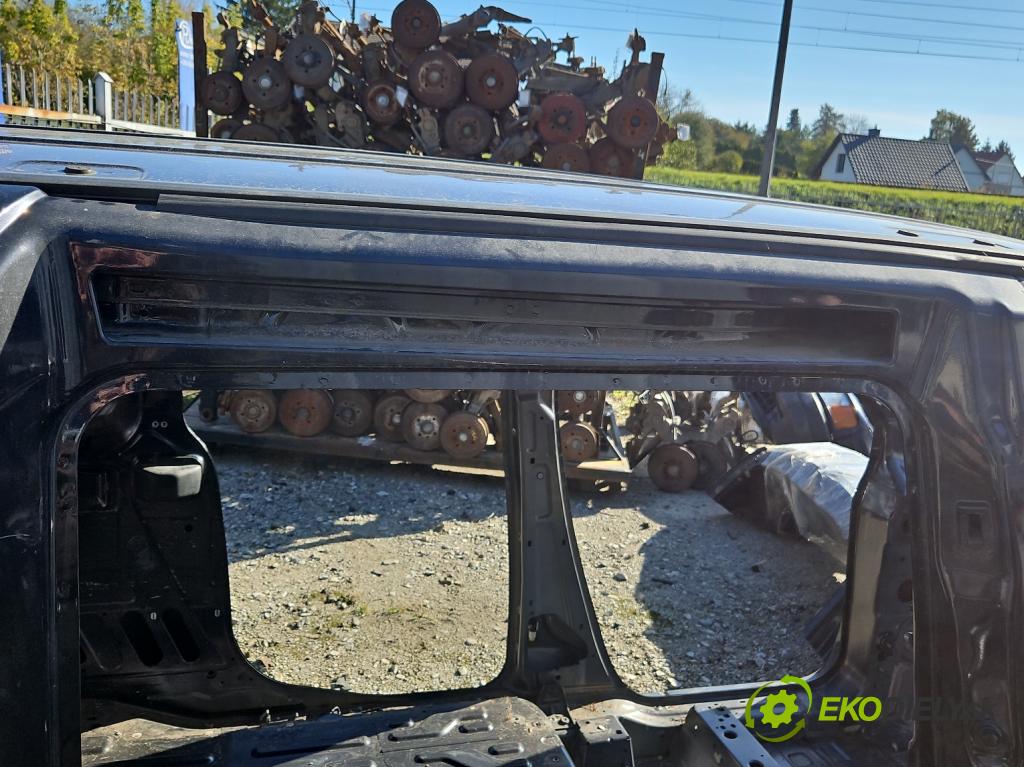 Opel Combo D 2011-2018 1.6 cdti 105 HP manual 77 kW 1598 cm3 5- Práh: pravý  (Ostatné)