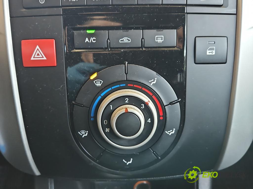 Kia Venga 1.4 16V 90 HP manual 66,2 kW 1396 cm3 5- panel kúrenia 97250-1P150