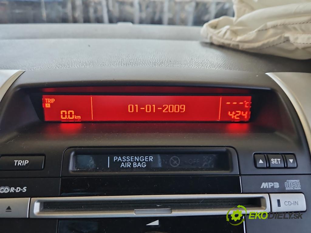 Kia Venga 1.4 16V 90 HP manual 66,2 kW 1396 cm3 5- Zobrazit: 94101-1P001 (Prístrojové dosky, displeje)