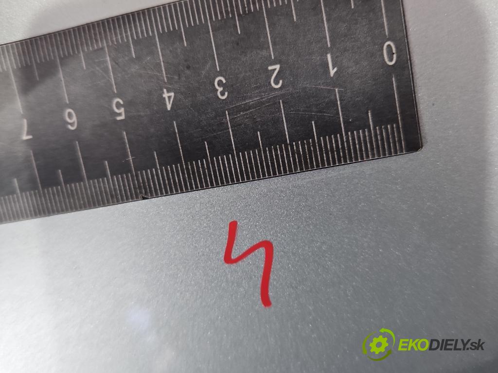 Kia Carens III  2006-2013 2.0 16V 144 hp manual 106 kW 1998 cm3 5- blatnik přední levý  (Predné ľavé)