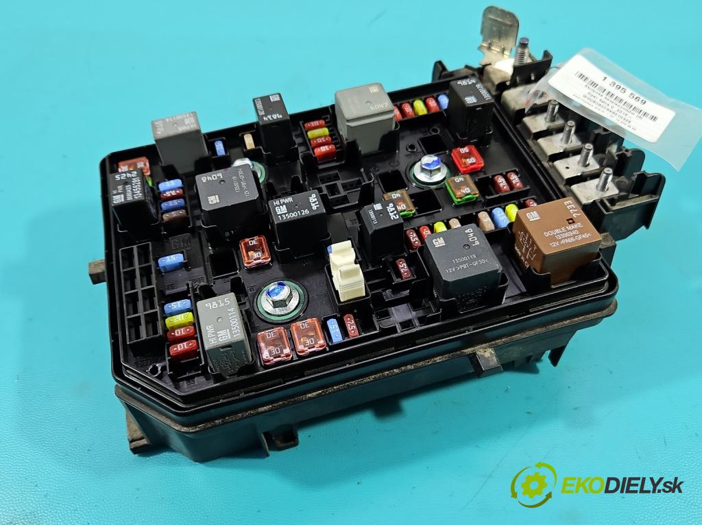 Opel Astra V  2015- 1.6 cdti 110 hp manual 81 kW 1598 cm3 5- skříňka pojistková 39158969 (Pojistkové skříňky)