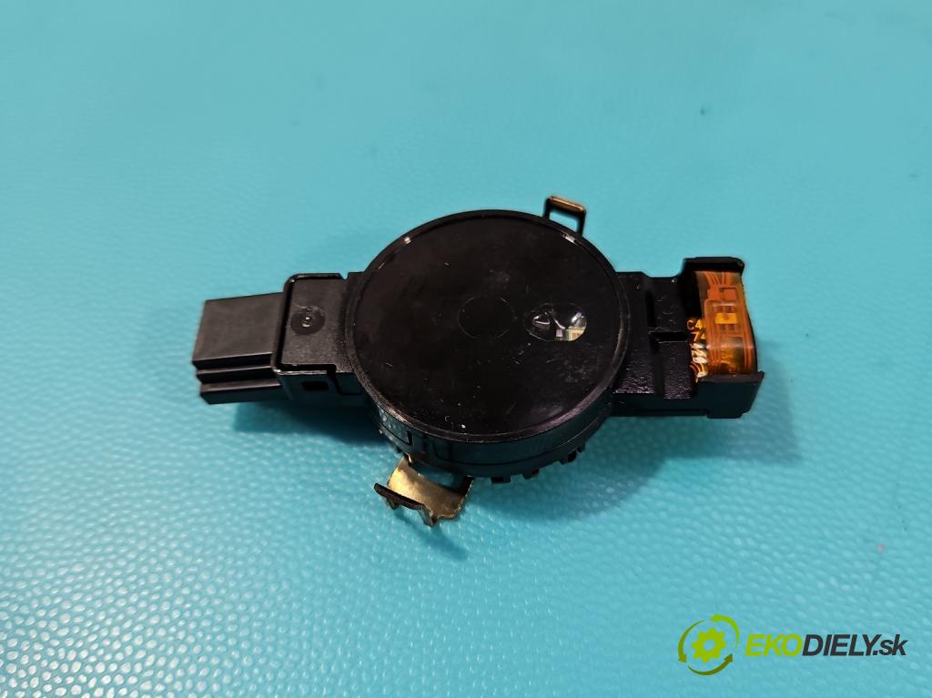 Opel Astra V  2015- 1.6 cdti 110 HP manual 81 kW 1598 cm3 5- snímač déšť: 39120597 (Snímače dažďa)