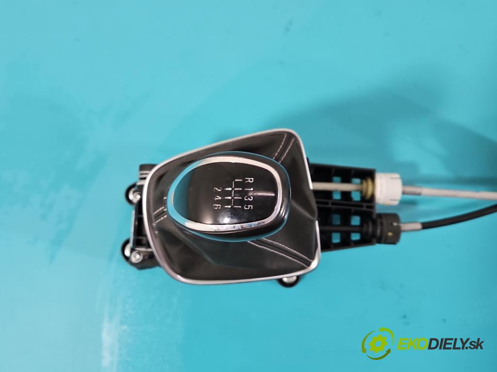 Opel Astra V  2015- 1.6 cdti 110 HP manual 81 kW 1598 cm3 5- Páka: Změny: stupeň,rýchlosť 55497889 (Rýchlostné páky / kulisy)