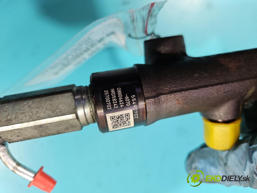 Opel Astra V  2015- 1.6 cdti 110 HP manual 81 kW 1598 cm3 5- lišta vstrekovacia 55490702 (Vstrekovacie lišty)