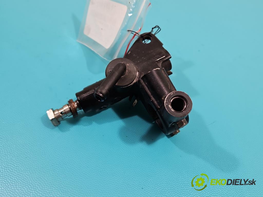 Kawasaki Z750 0.7 manual 25 kW 748 cm3 2- čerpadlo brzda:  (Posilňovače bŕzd)