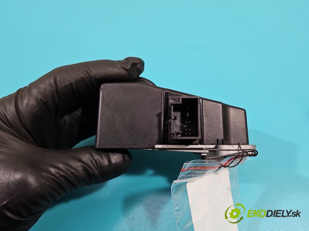 Vw Passat CC 2008-2016 2.0 tdi 140 HP manual 103 kW 1968 cm3 4- Blokáda: řízení: 3C0905861J (Ostatné)