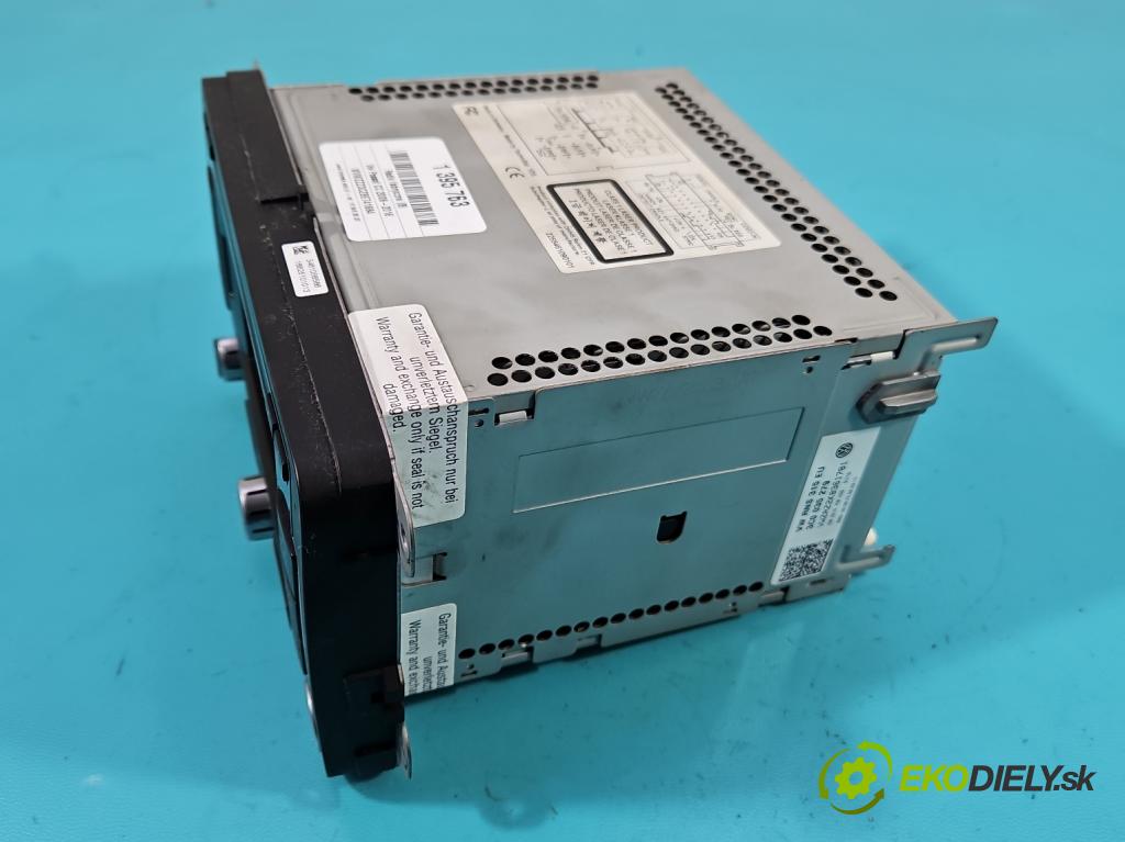 Vw Passat CC 2008-2016 2.0 tdi 140 HP manual 103 kW 1968 cm3 4- Radio originál 3C0035279