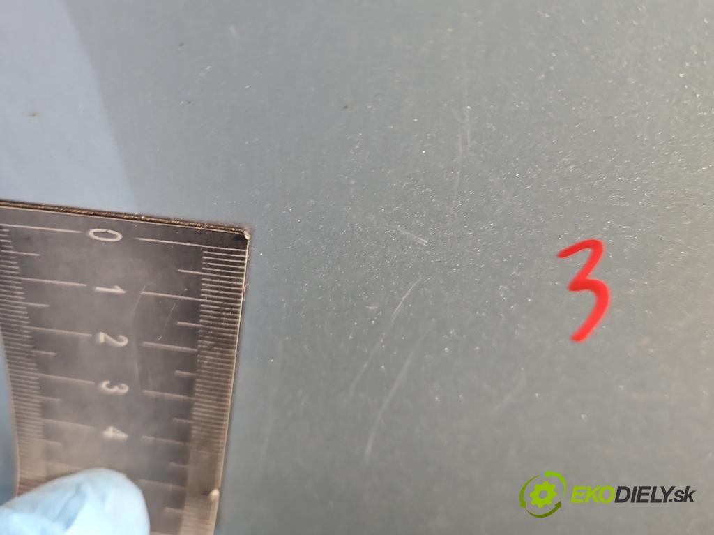 Vw Passat CC 2008-2016 2.0 tdi 140 hp manual 103 kW 1968 cm3 4- zadní kufrové dveře  (Zadní kapoty)