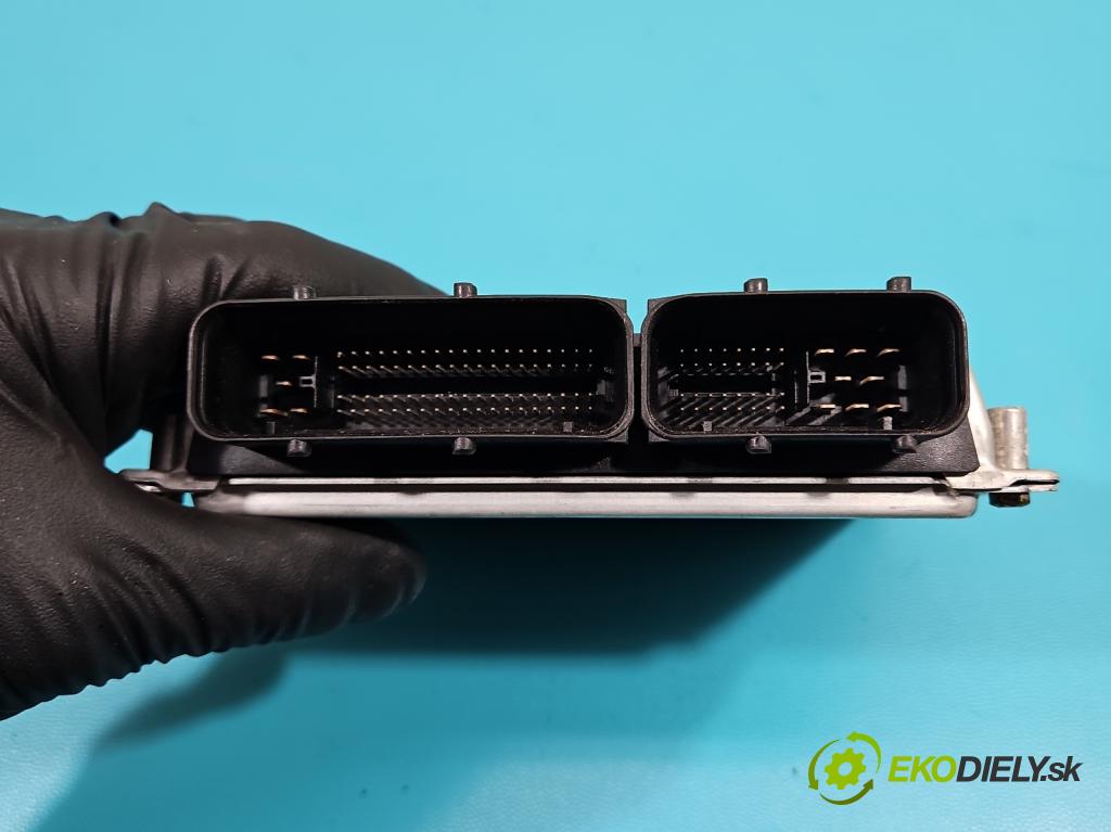 Vw Passat B5 1995-2005 1.8 T 150 hp manual 110 kW 1781 cm3 4- řídící jednotka motoru 4B0906018B