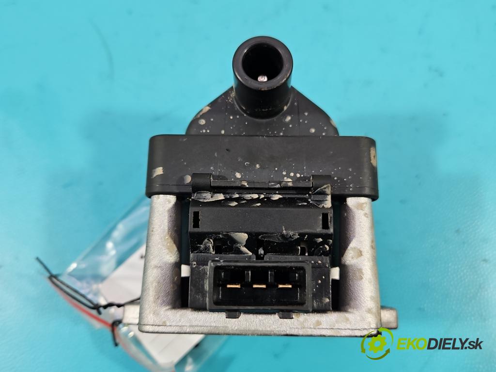 Vw Polo III 6N 1994-2001 1.6 75 HP manual 55 kW 1598 cm3 5- cievka zapaľovacia  (Zapaľovacie cievky, moduly)