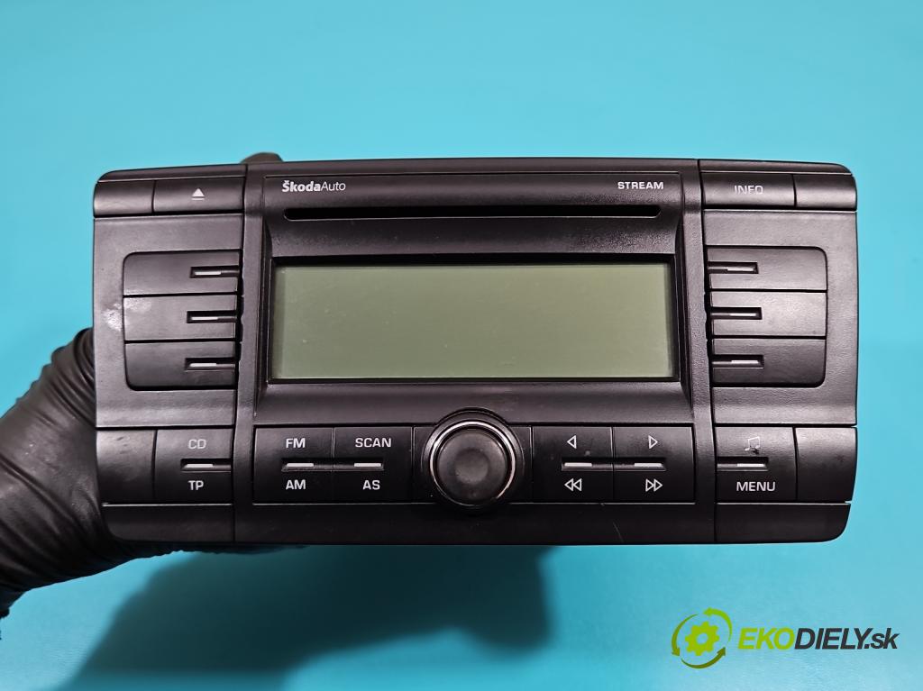 Skoda Octavia II 2004-2013 1.9 tdi 105 HP manual 77 kW 1896 cm3 5- Radio originál 1Z0035161B