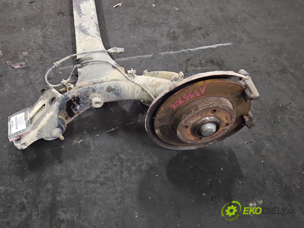 Peugeot 308 I 2007-2013 1.6 hdi 114 hp manual 84 kW 1560 cm3 5- zadní výztuha  (Výztuhy zadní)