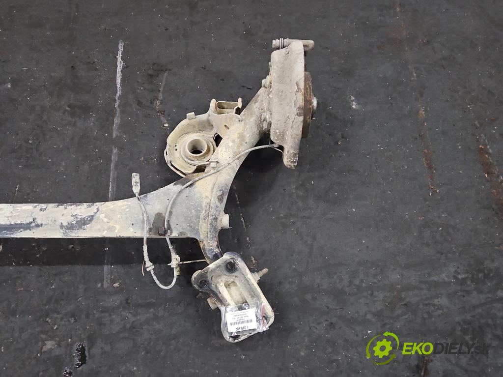 Peugeot 308 I 2007-2013 1.6 hdi 114 hp manual 84 kW 1560 cm3 5- zadní výztuha  (Výztuhy zadní)