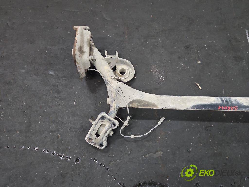 Peugeot 308 I 2007-2013 1.6 hdi 114 hp manual 84 kW 1560 cm3 5- zadní výztuha  (Výztuhy zadní)