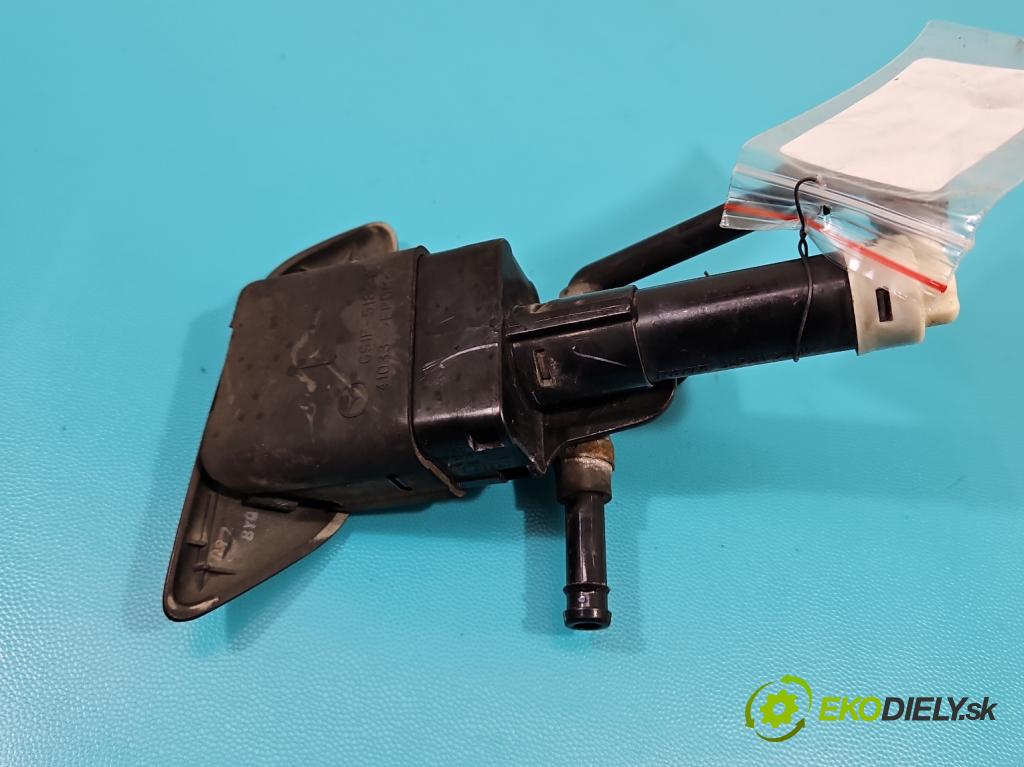 Mazda 6 II GH 2007-2012 2.0 16V 147 HP manual 108 kW 1999 cm3 5- ostrekovač reflektor: ľavý GS1F-5182Y (Motorček ostrekovačov)