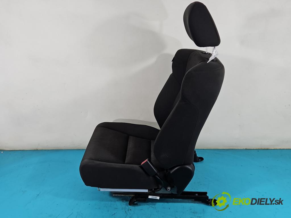 Honda Accord VIII 2008-2015 2.0 VTEC 156 HP automatic 115 kW 1997 cm3 4- Sedačka pravý  (Sedačky, sedadlá)