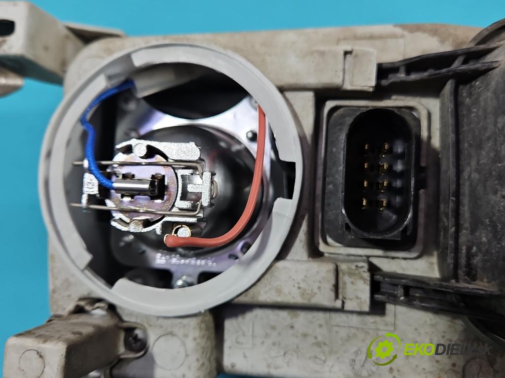 Skoda Octavia I 1996-2010 2.0 8V 116 HP manual 85 kW 1984 cm3 5- Reflektor: pravý  (Pravé)