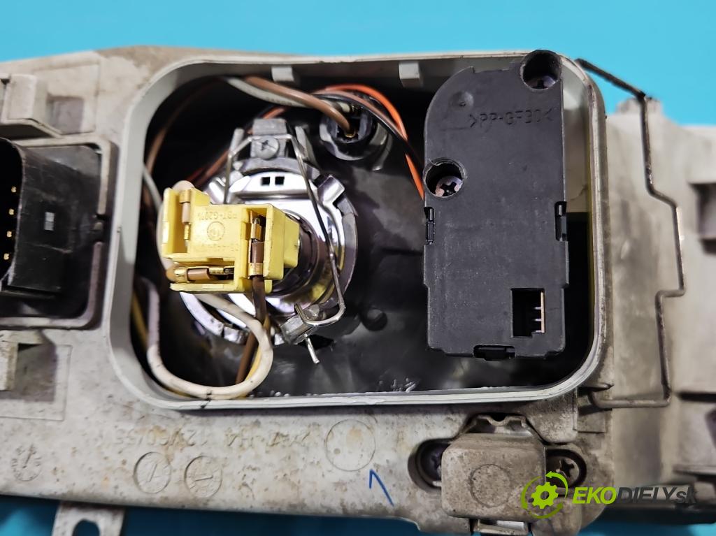 Skoda Octavia I 1996-2010 2.0 8V 116 HP manual 85 kW 1984 cm3 5- Reflektor: pravý  (Pravé)