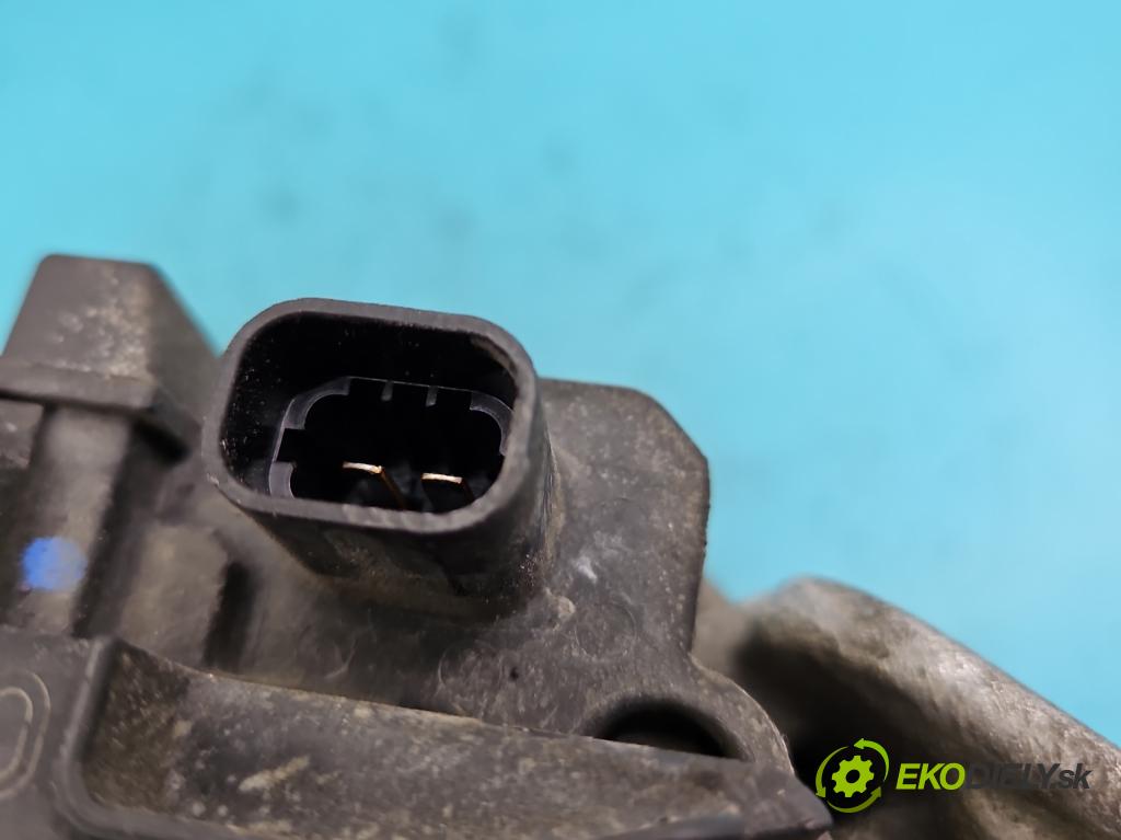 Opel Astra III 2004-2014 1.4 16V 90 HP manual 66 kW 1364 cm3 5- Alternator 0124425057 (Alternátory)
