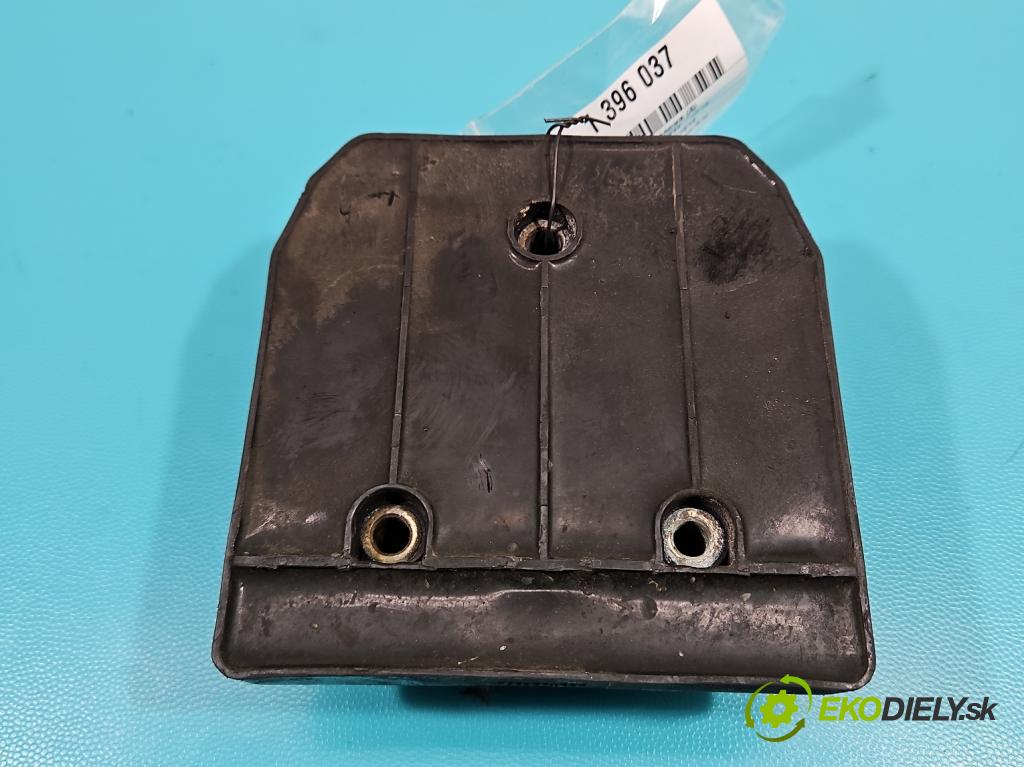 Skoda Octavia I 1996-2010 2.0 8V 116 HP manual 85 kW 1984 cm3 5- cievka zapaľovacia U2011 (Zapaľovacie cievky, moduly)