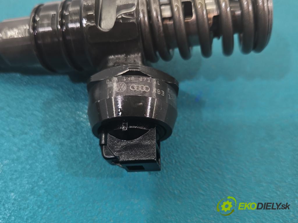 Vw Golf IV 1997-2003 1.9 tdi 131 HP manual 96 kW 1896 cm3 5- vstrekovacie čerpadlo 0414720039 (Vstrekovač paliva)