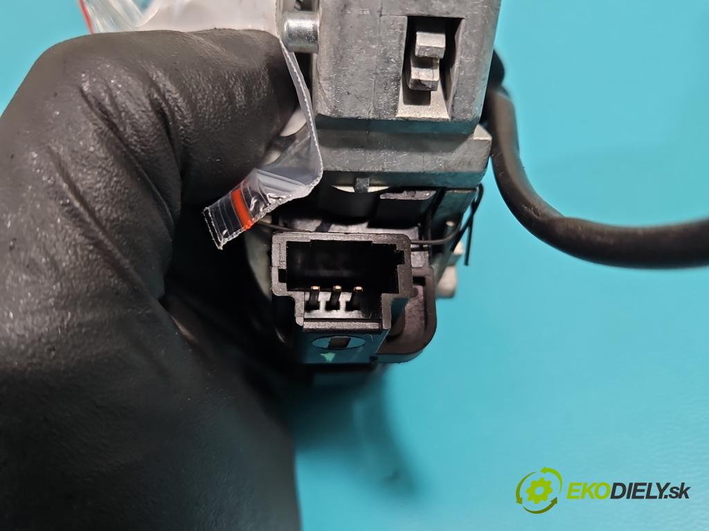 Citroen C4 I 2004-2011 1.6 16V 109 HP manual 80 kW 1587 cm3 5- Spínačka  (Spínacie skrinky a kľúče)