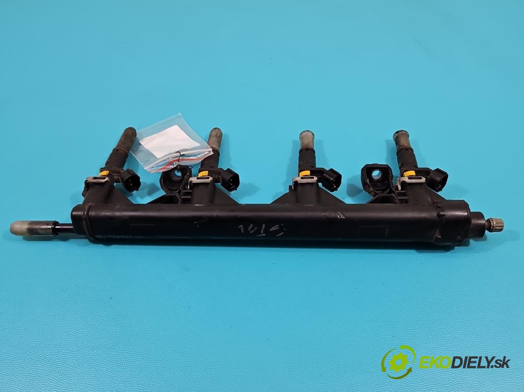 Citroen C4 Grand picasso I 2006-2013 1.6 16V 120 HP manual 88 kW 1598 cm3 5- vstrek V757564580-02 (Vstrekovače)
