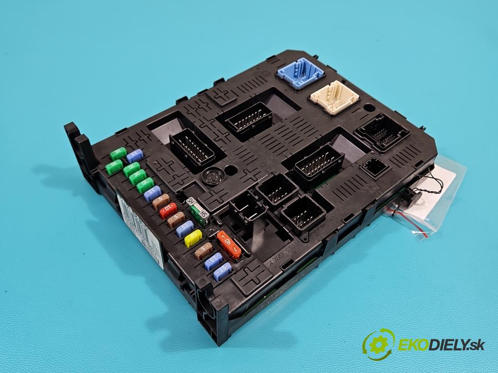 Peugeot 308 I 2007-2013 1.6 hdi 114 HP manual 84 kW 1560 cm3 5- riadiaca jednotka ostatné 9678476880