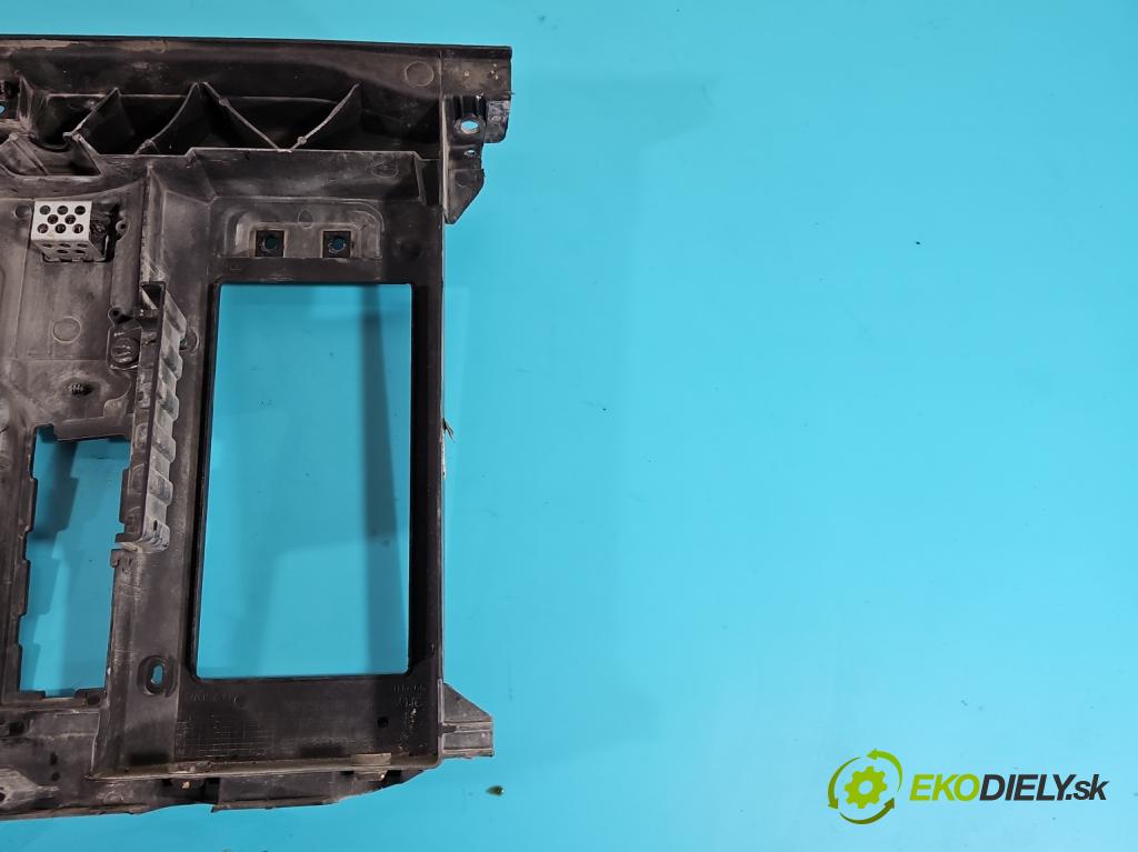 Peugeot 308 I 2007-2013 1.6 hdi 114 hp manual 84 kW 1560 cm3 5- stěna přední  (Výztuhy přední)