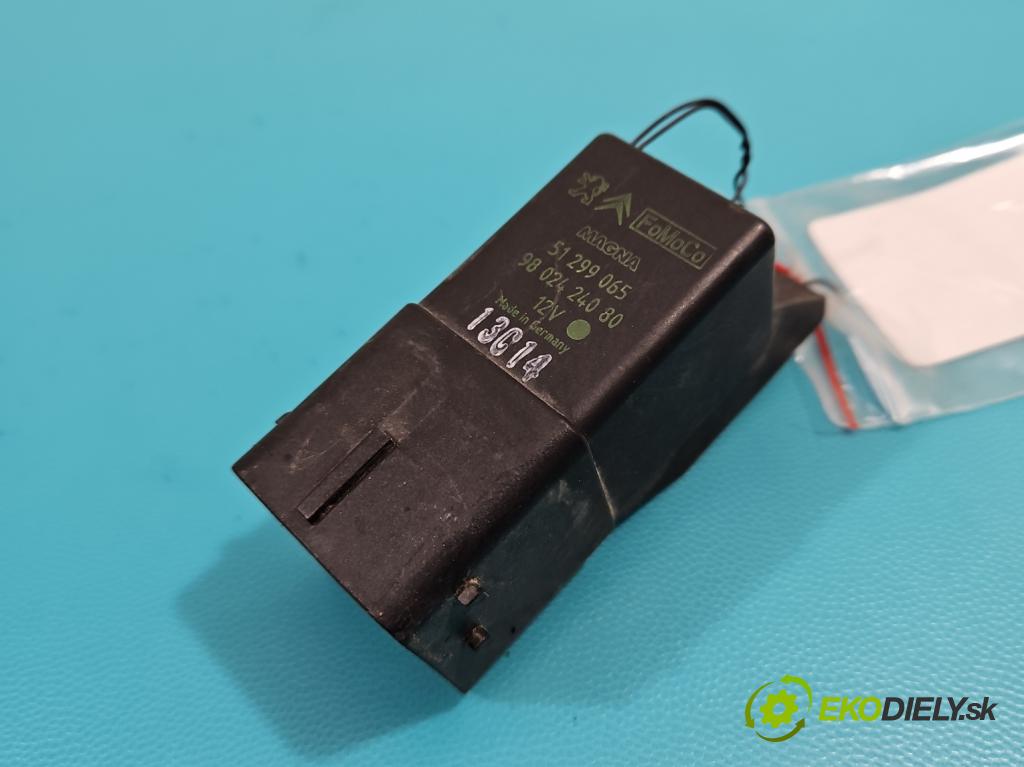 Peugeot 308 I 2007-2013 1.6 hdi 114 HP manual 84 kW 1560 cm3 5- Relé: svíčky: zařicích: 9802424080 (Relé)