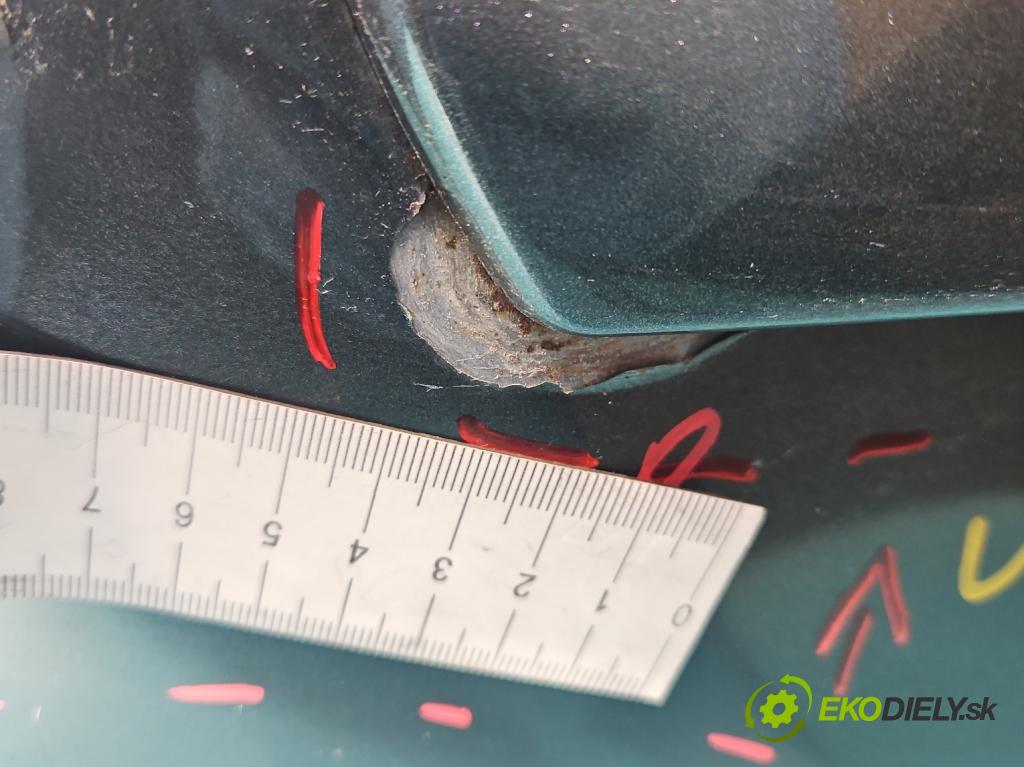 Peugeot 308 I 2007-2013 1.6 hdi 114 hp manual 84 kW 1560 cm3 5- zadní kufrové dveře  (Zadní kapoty)