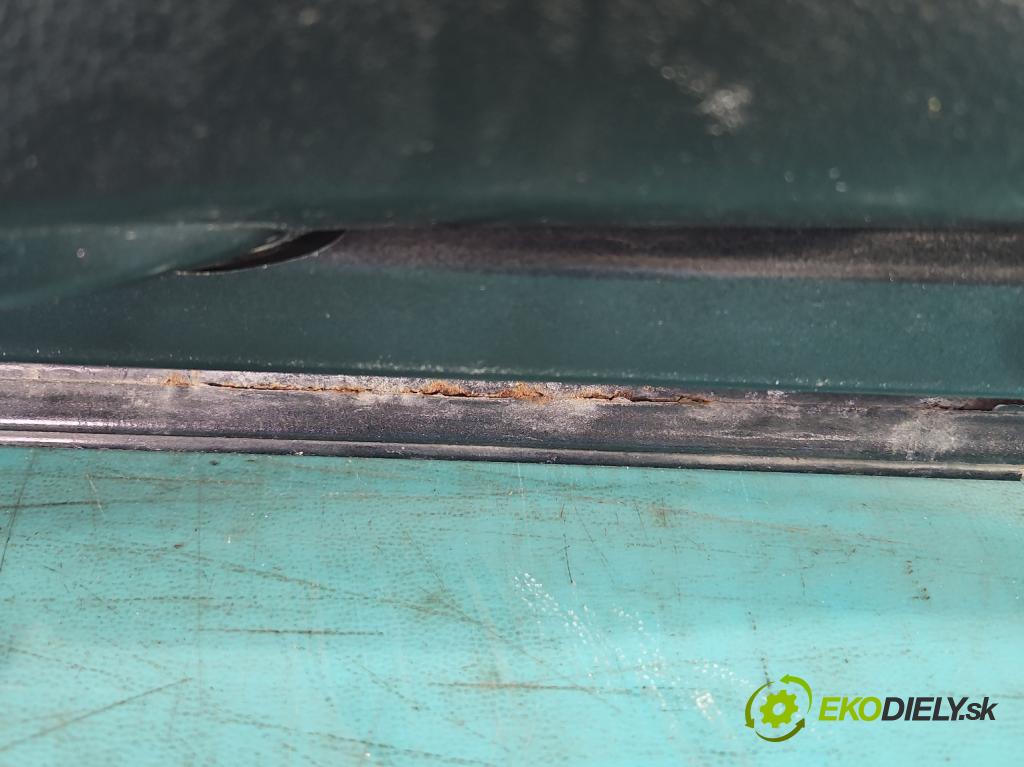 Peugeot 308 I 2007-2013 1.6 hdi 114 hp manual 84 kW 1560 cm3 5- zadní kufrové dveře  (Zadní kapoty)