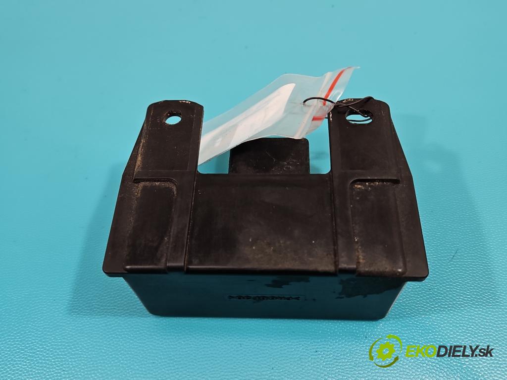 Mercedes E W210 1995-2002 2,2.0 cdi 143 HP manual 105 kW 2148 cm3 4- Relé: svíčky: zařicích:  (Relé)