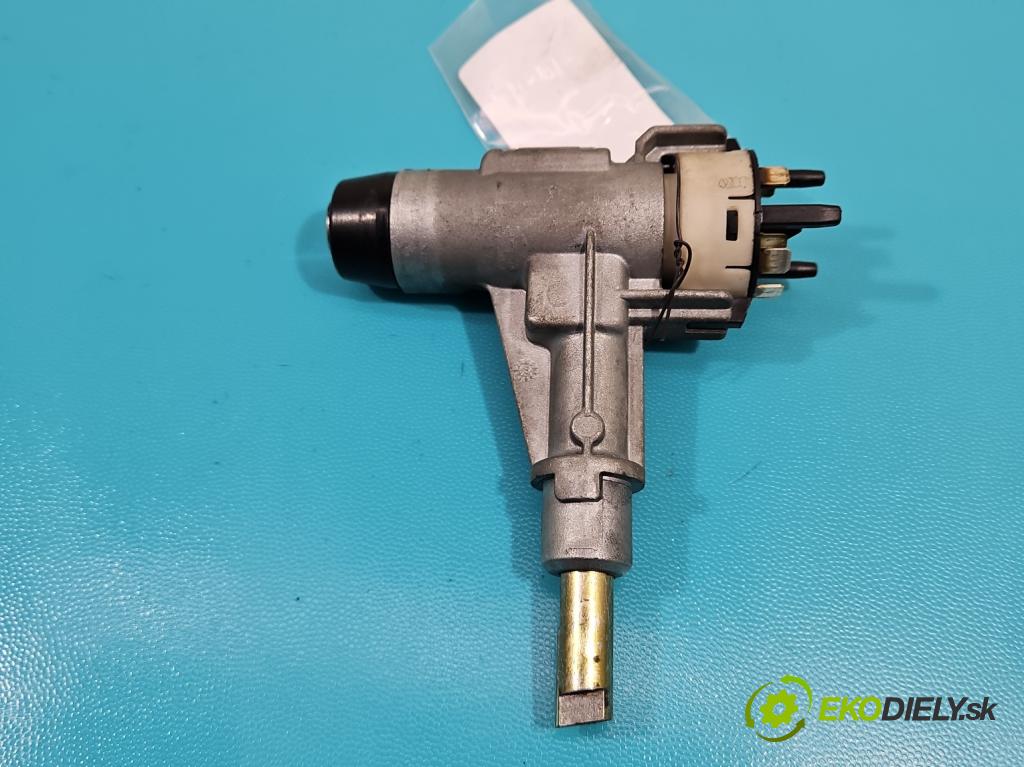 Audi 80 B4 1991-1994 1.8 90 HP manual 66 kW 1781 cm3 4- Spínačka 893905851D (Spínacie skrinky a kľúče)