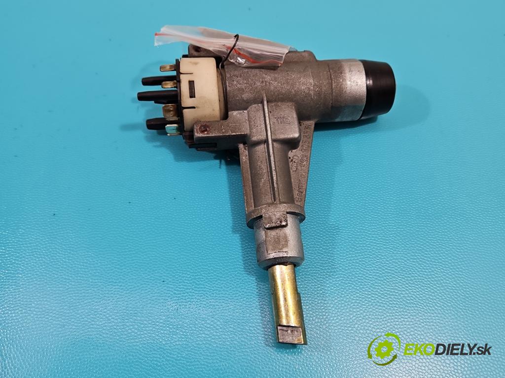 Audi 80 B4 1991-1994 1.8 90 HP manual 66 kW 1781 cm3 4- Spínačka 893905851D (Spínacie skrinky a kľúče)