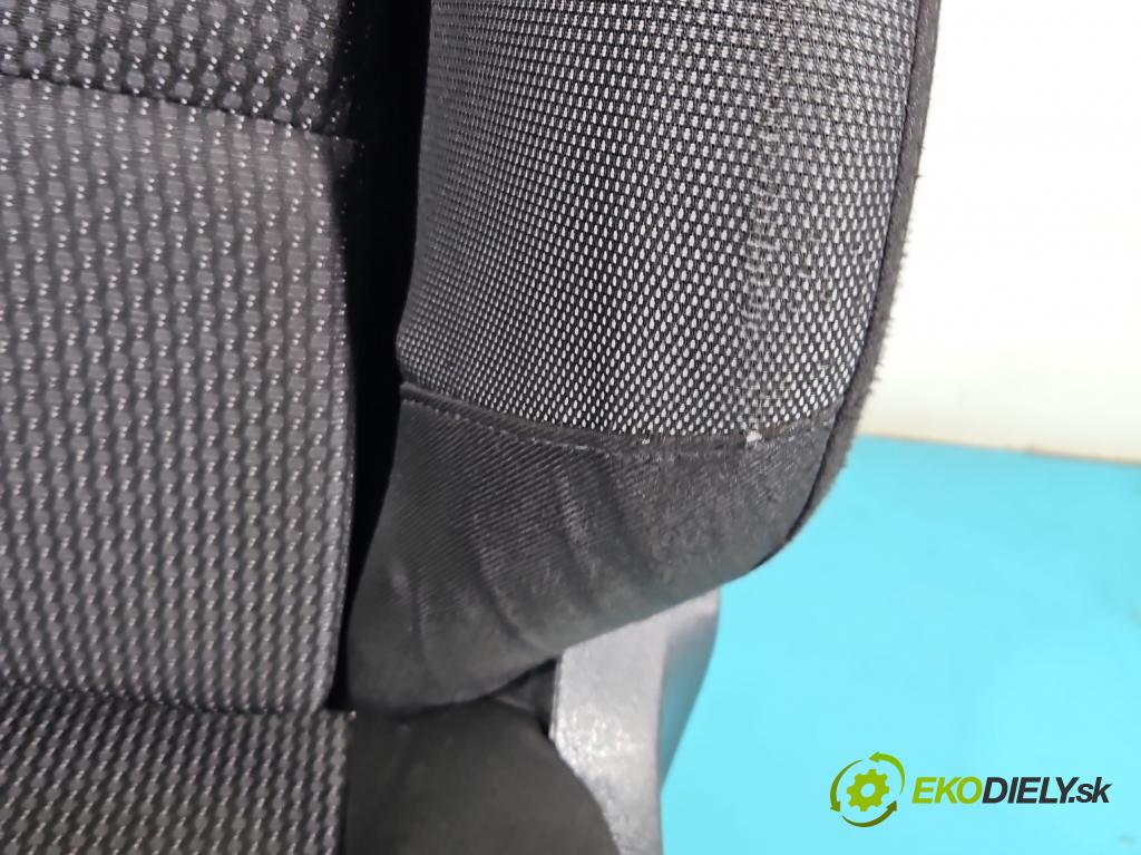 Peugeot 207 1.4 8V 73 HP manual 54 kW 1360 cm3 5- Sedačka ľavý  (Sedačky, sedadlá)