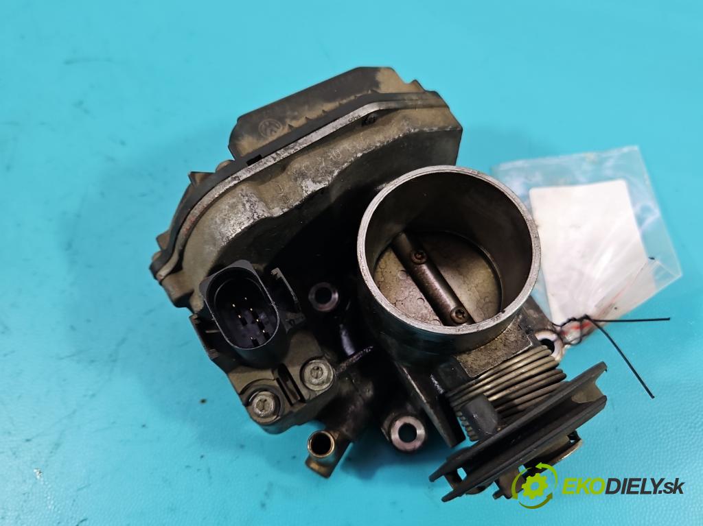 Vw Polo III 6N 1994-2001 1.4 60 HP manual 44 kW 1389 cm3 3- klapka 030133064D (Škrtiace klapky)