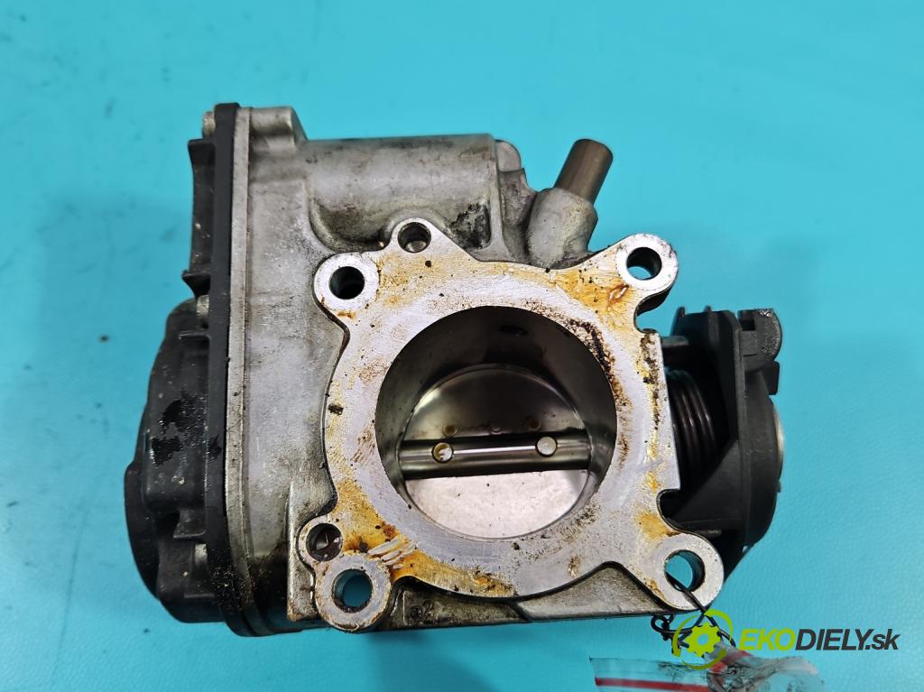 Vw Polo III 6N 1994-2001 1.4 60 HP manual 44 kW 1389 cm3 3- klapka 030133064D (Škrtiace klapky)