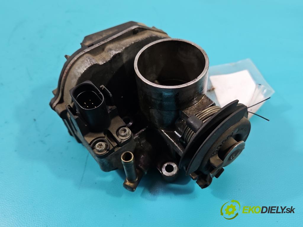 Vw Polo III 6N 1994-2001 1.4 60 HP manual 44 kW 1389 cm3 3- klapka 030133064D (Škrtiace klapky)