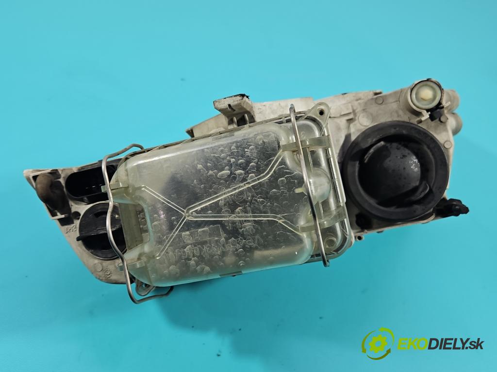 Skoda Octavia II 2004-2013 1.9 tdi 105 HP manual 77 kW 1896 cm3 5- Reflektor: pravý (Pravé)