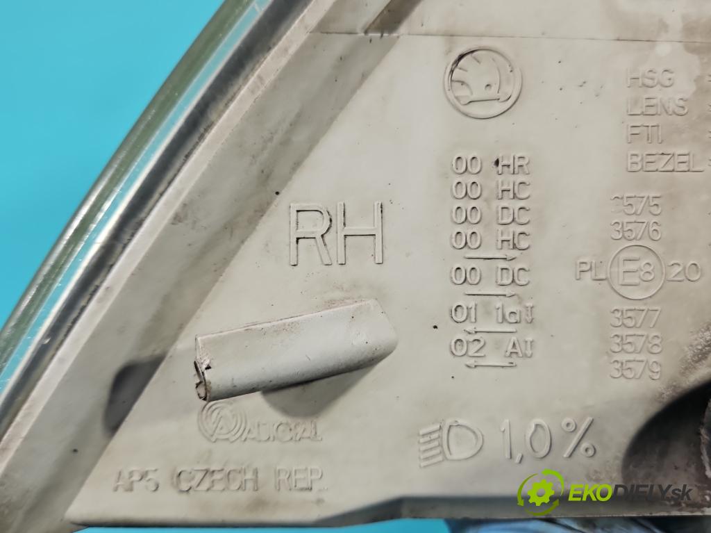 Skoda Octavia II 2004-2013 1.9 tdi 105 HP manual 77 kW 1896 cm3 5- Reflektor: pravý (Pravé)