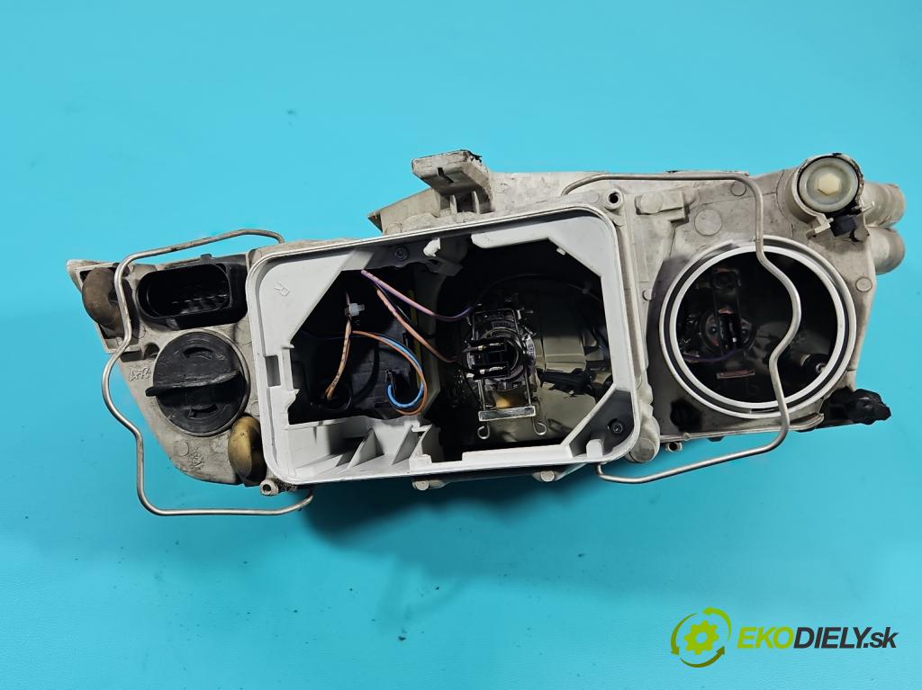 Skoda Octavia II 2004-2013 1.9 tdi 105 HP manual 77 kW 1896 cm3 5- Reflektor: pravý (Pravé)