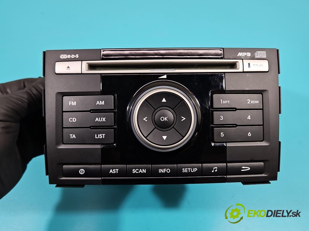 Kia Venga 1.4 16V 90 HP manual 66,2 kW 1396 cm3 5- Radio originál 96160-1P000