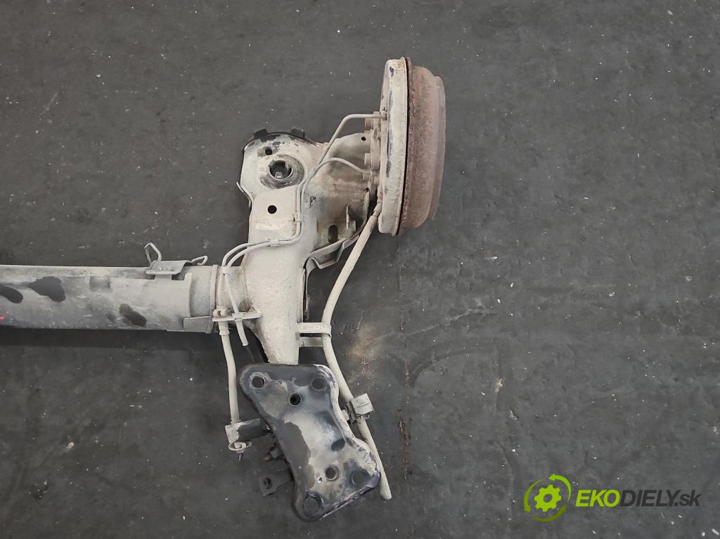 Peugeot 207 1.4 8V 73 hp manual 54 kW 1360 cm3 5- zadní výztuha  (Výztuhy zadní)