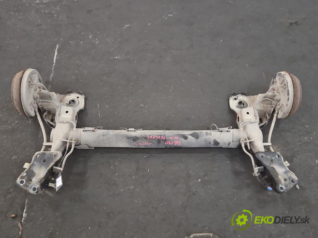 Peugeot 207 1.4 8V 73 hp manual 54 kW 1360 cm3 5- zadní výztuha  (Výztuhy zadní)