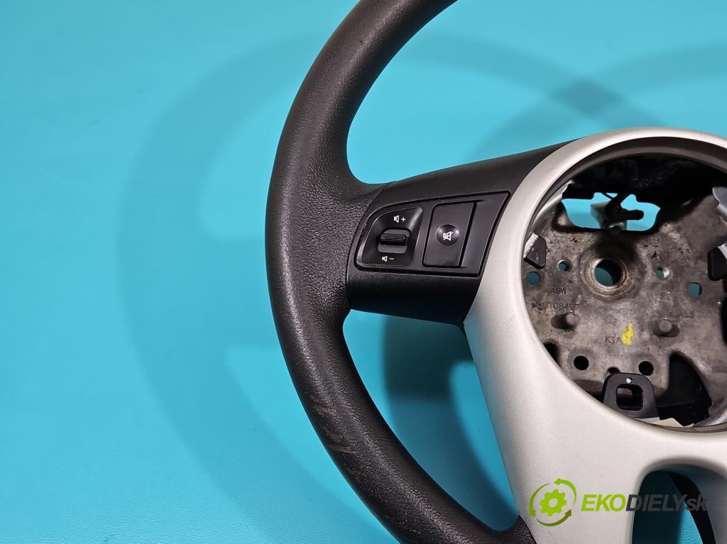 Kia Venga 1.4 16V 90 HP manual 66,2 kW 1396 cm3 5- volant  (Volanty)