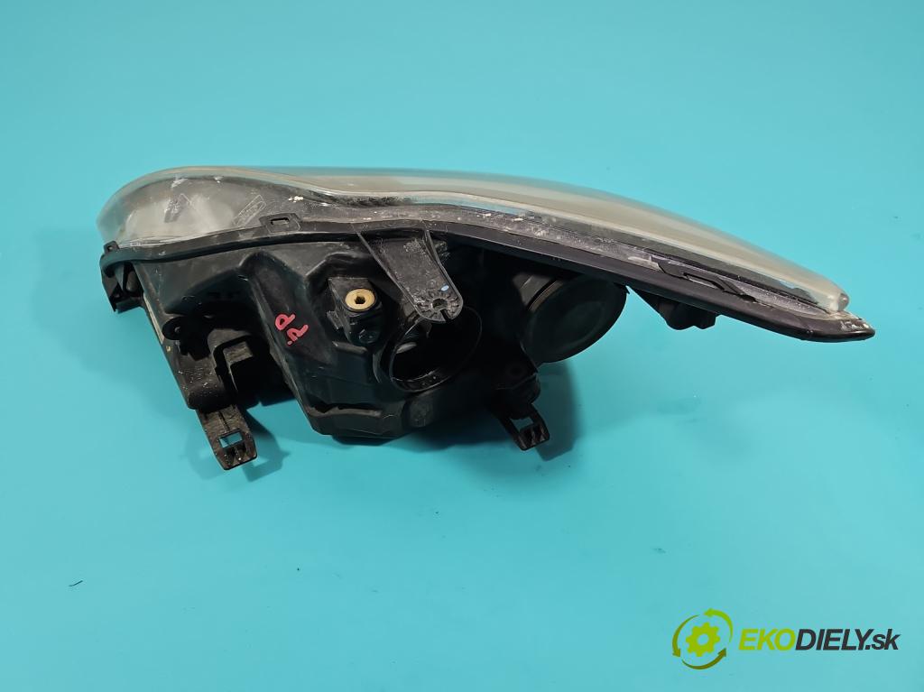 Ford Focus Mk2 2004-2011 1.8 tdci 116 HP manual 85 kW 1753 cm3 4- Reflektor: pravý  (Pravé)