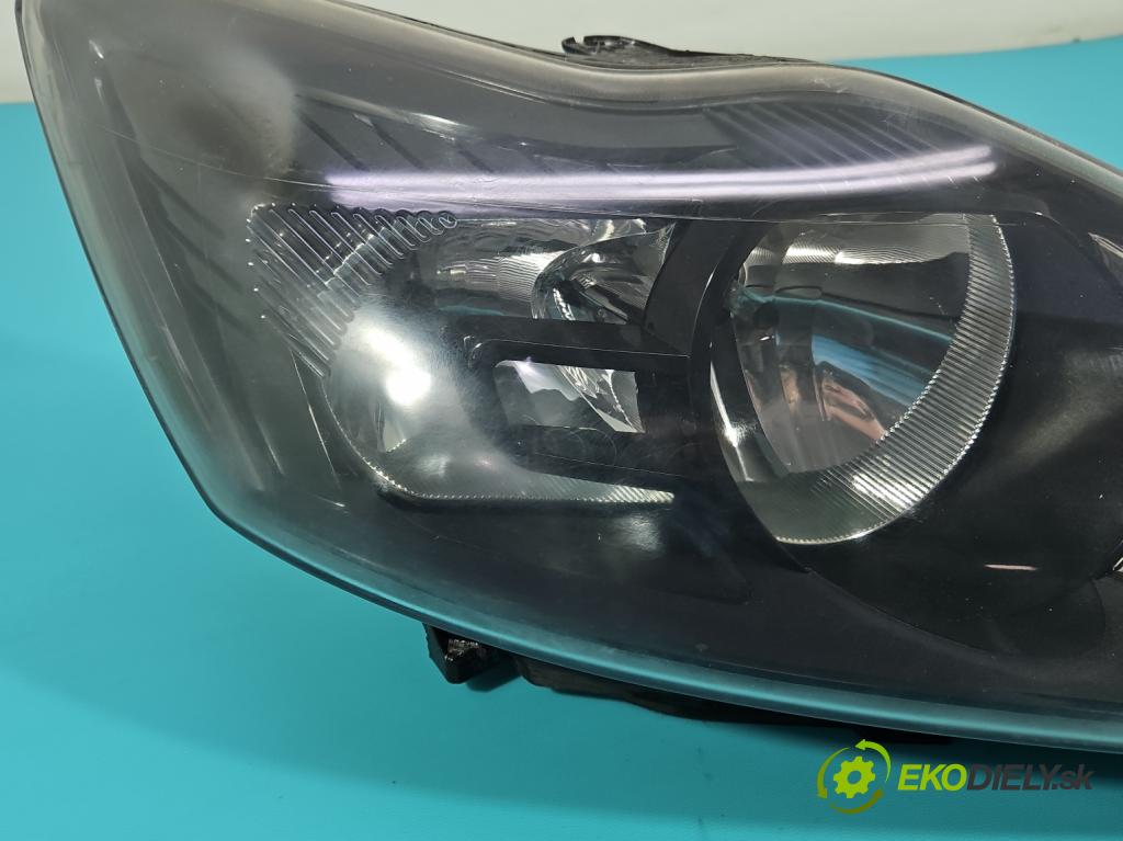 Ford Focus Mk2 2004-2011 1.8 tdci 116 HP manual 85 kW 1753 cm3 4- Reflektor: pravý  (Pravé)