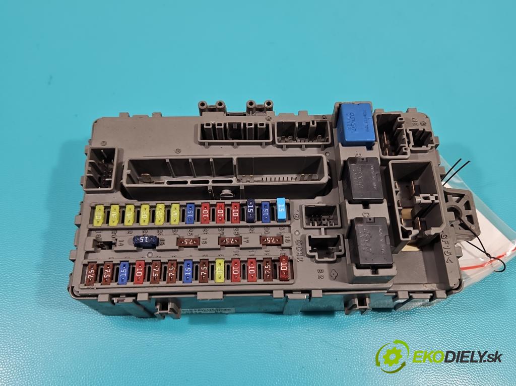 Honda Accord VIII 2008-2015 2.0 VTEC 156 hp automatic 115 kW 1997 cm3 4- skříňka pojistková TL1-G312 (Pojistkové skříňky)