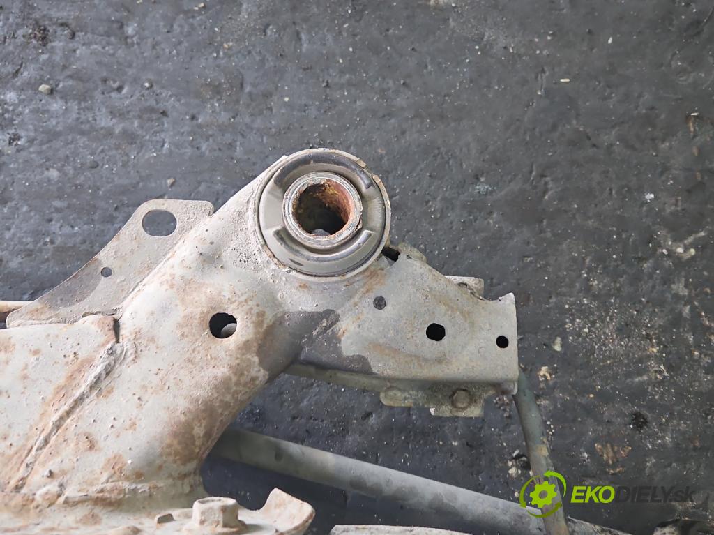 Honda Accord VIII 2008-2015 2.0 VTEC 156 hp automatic 115 kW 1997 cm3 4- zadní výztuha  (Výztuhy zadní)